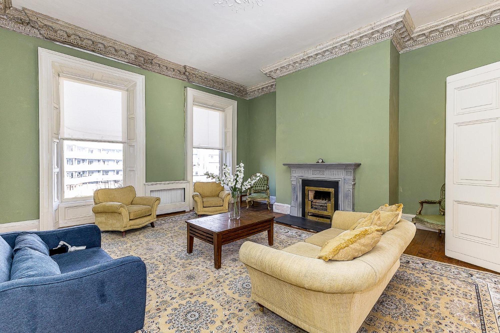 Munster Apartment , 7 Henrietta Street, Dublin City Centre Екстериор снимка